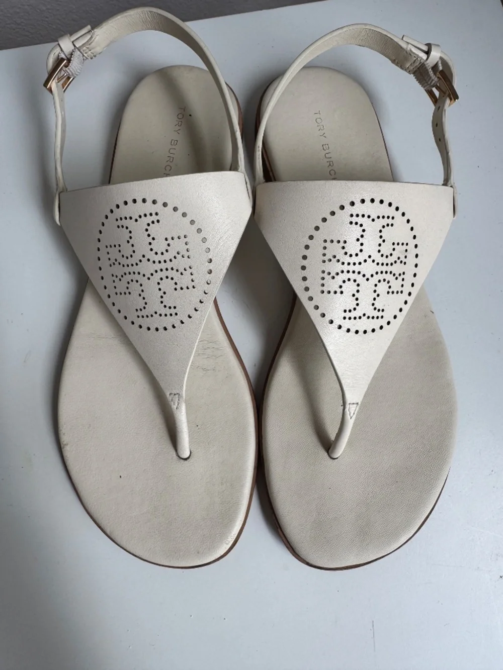 Tory Burch Capri Perf Sandals Light Cream Size6